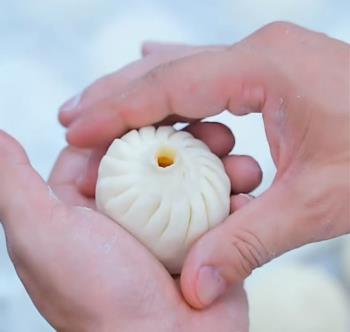 老面包子口感筋道面香味足，速凍生呸技術(shù)，免費教，快來預(yù)約吧